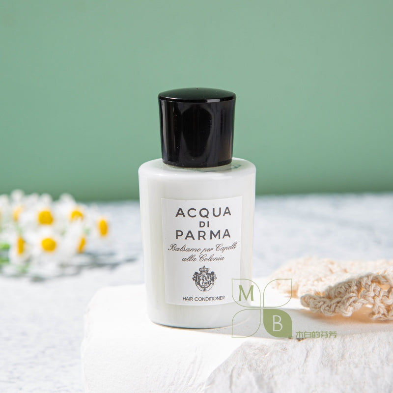 Acqua Di Parma body lotion, hotel-shampoo-conditioner
