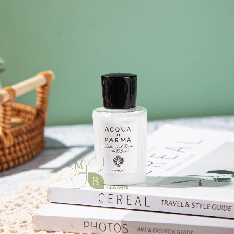 Acqua Di Parma body lotion, hotel-shampoo-conditioner
