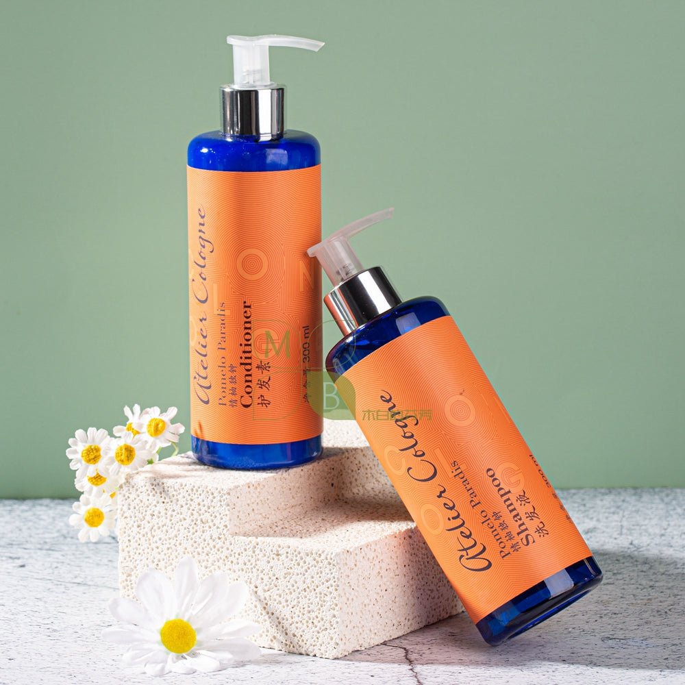 Atelier Cologne body lotion, hotel-shampoo-conditioner