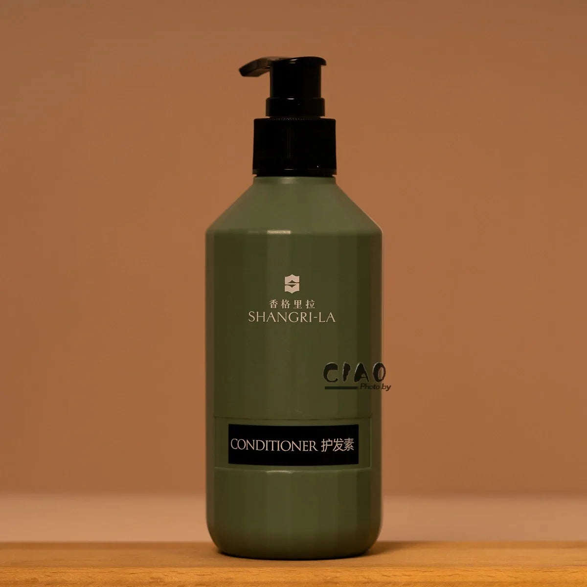 SHANGRI-LA Shampoo & Conditioner & Body Lotion & Shower Gel 300ML