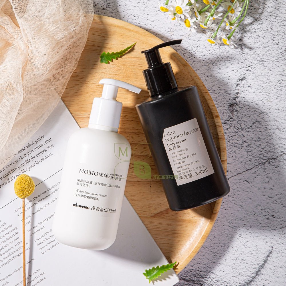 DAVINES MOMO body lotion, hotel-shampoo-conditioner