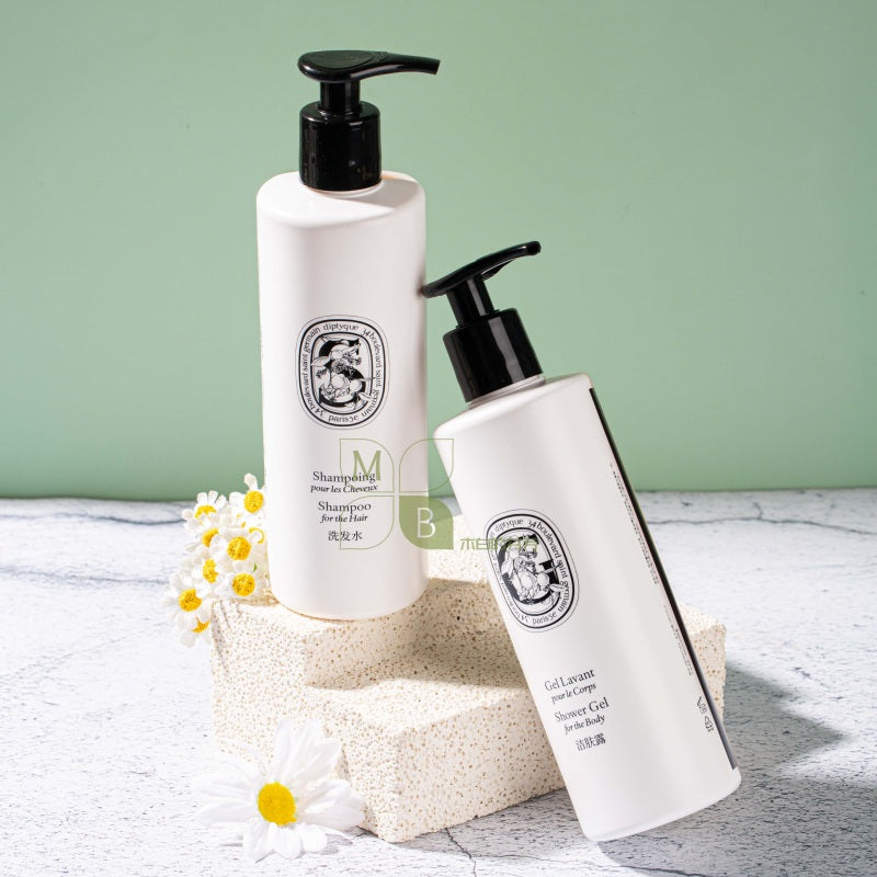 Diptyque body lotion, BYREDO MOJAVE GHOST, BYREDO Shampoo, hotel-shampoo-conditioner