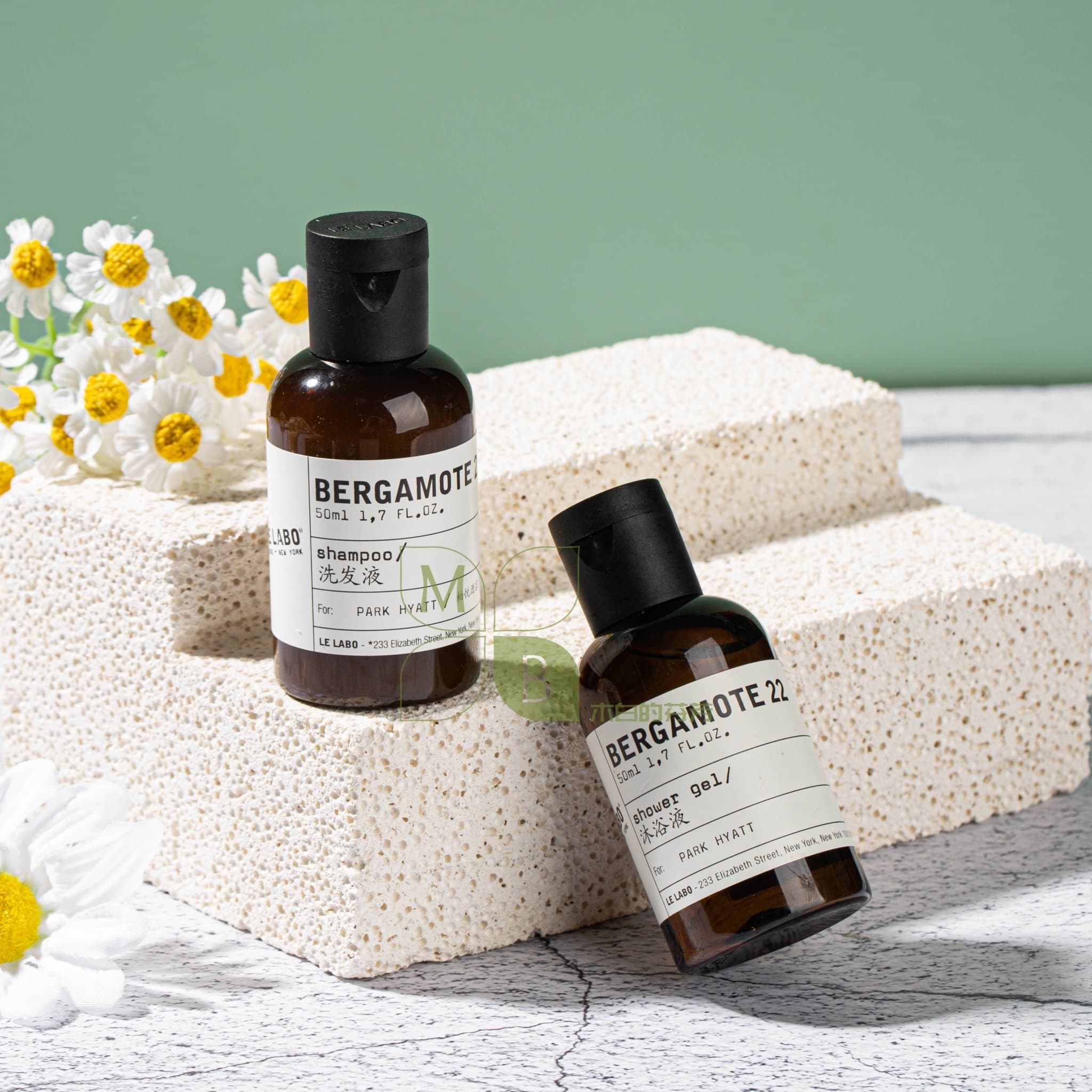 LE LABO SANTAL 22 body lotion, hotel-shampoo-conditioner