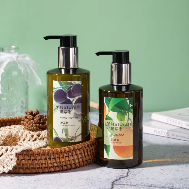 Shampoing, gel douche, après-shampoing ou lait corporel Naturals 300 ml