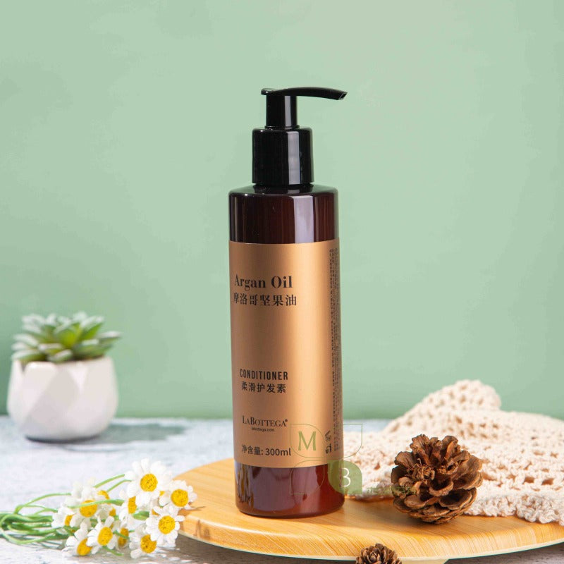 Andaz Shenzhen Bay Shampoo & Conditioner & Shower Gel & Hand Body Cream & Hand Wash 300ML LABOTTEGA