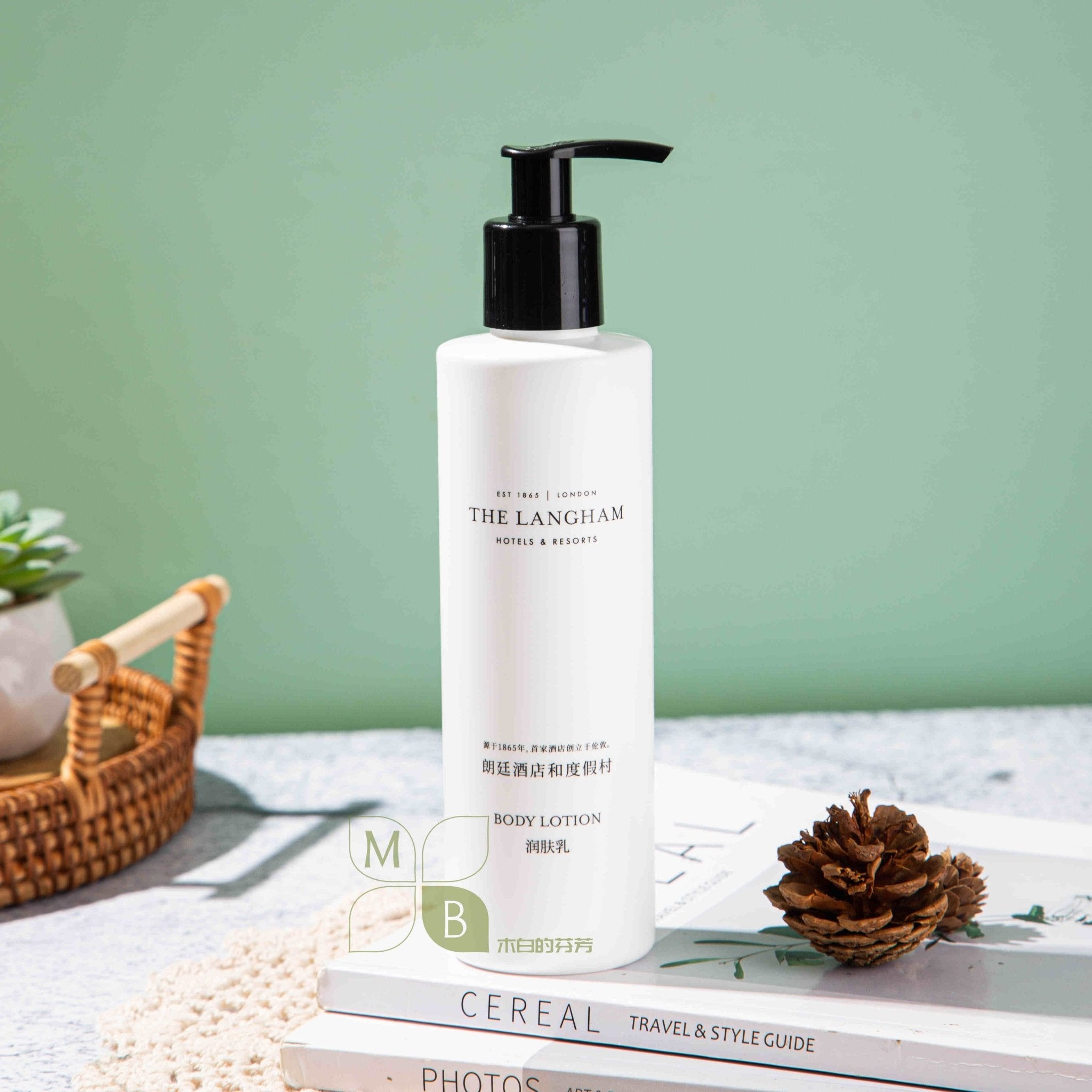 THE LANGHAM body lotion, hotel-shampoo-conditioner
