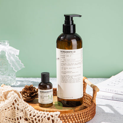 LE LABO SANTAL 22 body lotion, hotel-shampoo-conditioner