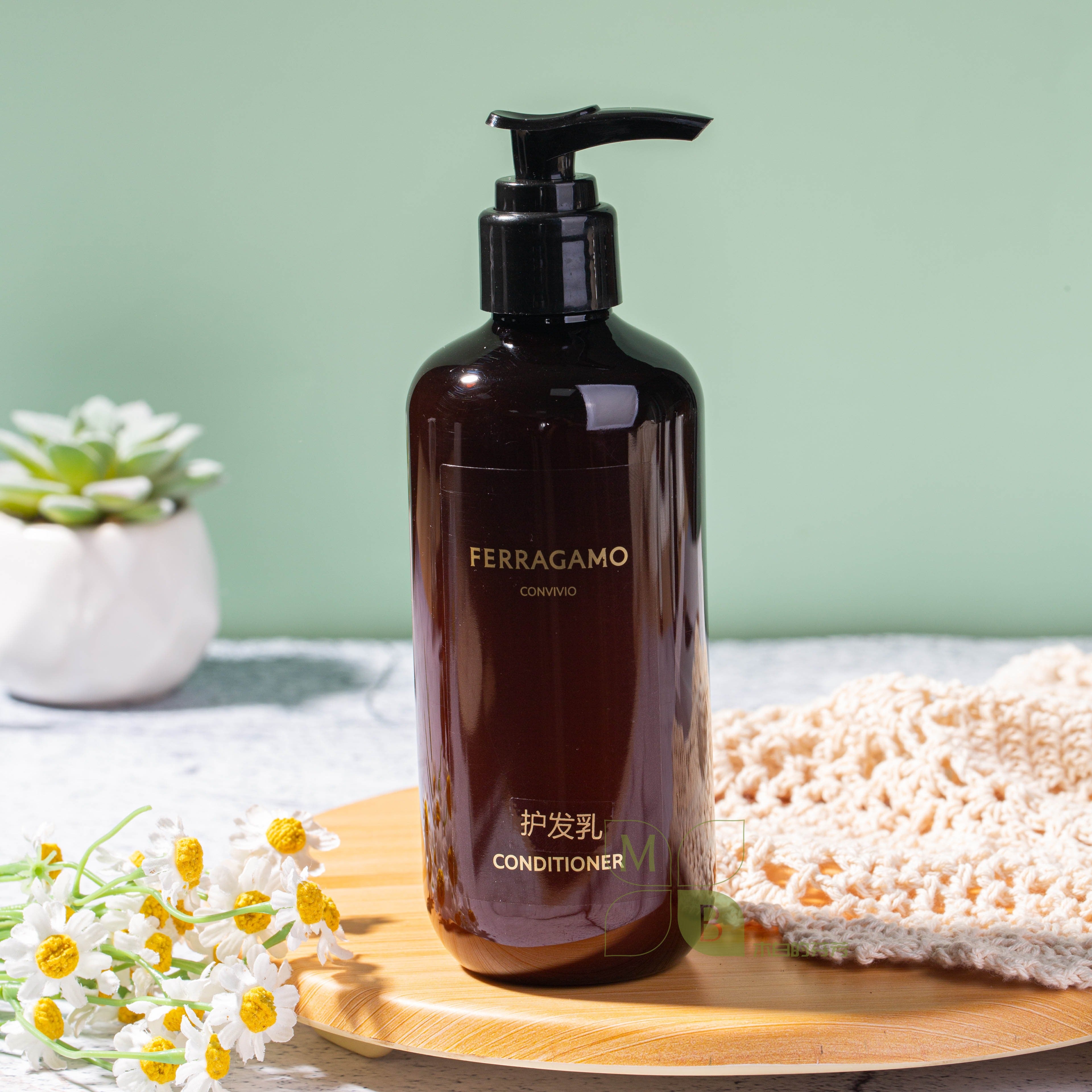 Mövenpick by Accor Shampoo &amp; Shower Gel &amp; Conditioner &amp; Body Lotion 280ML FERRAGAMO
